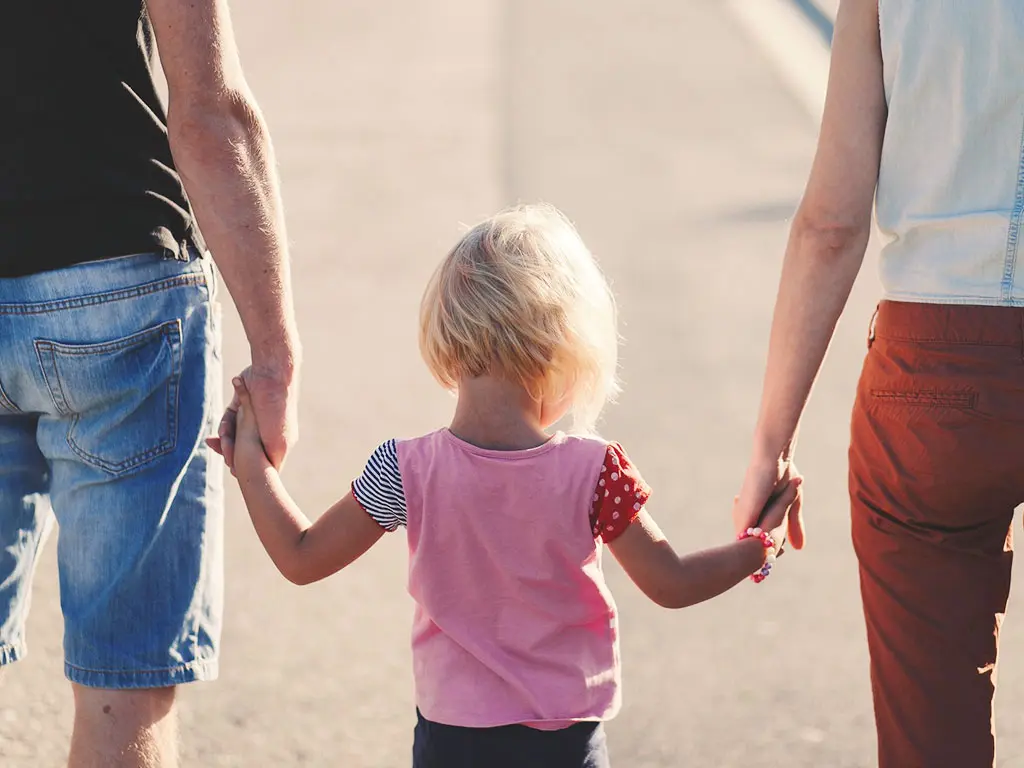 Altà conflittualità genitoriale e figli contesi: perchè un bambino non dovrebbe mai scegliere quale genitore amare di più.